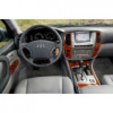 Toyota Land Cruiser 100 2003-2007 (для авто с монитором)